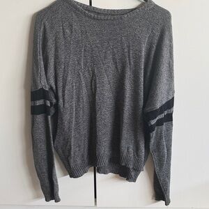 Brandy Melville Gray and Black Women's Sweater